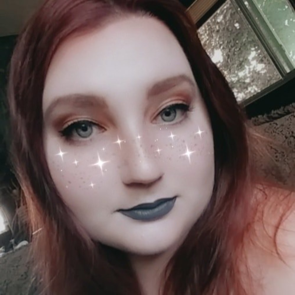 Meet your Posher, Maddy